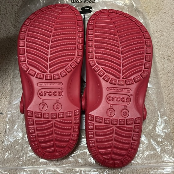 NWT Classic Crocs Pepper W9 - Picture 3 of 4